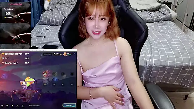 Snapshot of Angelababy001 chatting on February 14, 2025, 5:03 pm Angelababy001 online show from February 14, 2025, 5:03 pm