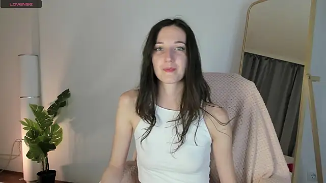 Ketty Belly online show from October 18, 2025, 9:50 pm