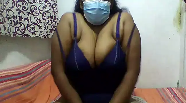 Snapshot of selharsha chatting on March 6, 2025, 7:54 pm selharsha online show from March 6, 2025, 7:54 pm