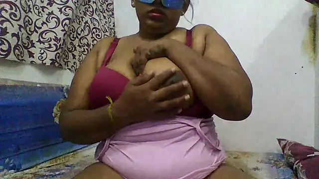 Snapshot of selharsha chatting on January 29, 2025, 11:46 pm selharsha online show from January 29, 2025, 11:46 pm