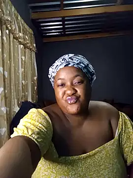 Missmoox24 online show from February 12, 2026, 11:37 pm