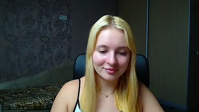 Milka kiss  online show from December 3, 2025, 12:37 pm