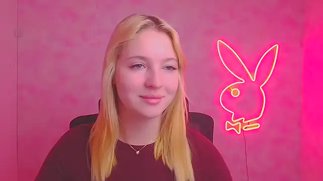 Milka kiss  online show from November 7, 2025, 12:42 pm