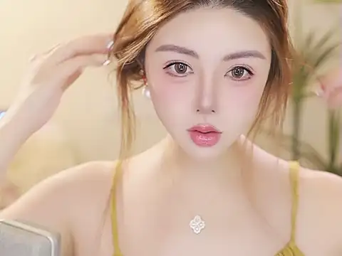 Snapshot of Qiaoqiao_ chatting on May 18, 2026, 4:12 pm Qiaoqiao online show from May 18, 2026, 4:12 pm