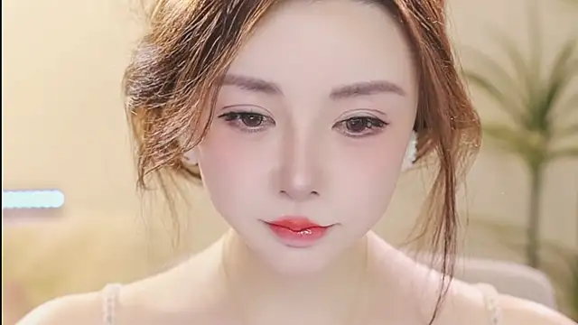 Qiaoqiao  online show from March 25, 2026, 4:01 am