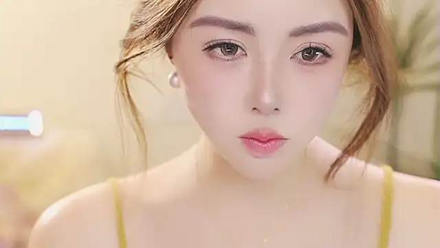 Snapshot of Qiaoqiao_ chatting on May 6, 2026, 4:11 pm Qiaoqiao online show from May 6, 2026, 4:11 pm