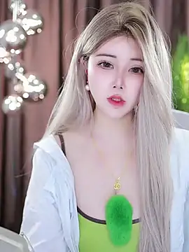 Qiaoqiao  online show from February 20, 2025, 10:16 am