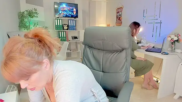 Butterflyblue dream online show from March 11, 2025, 2:40 pm