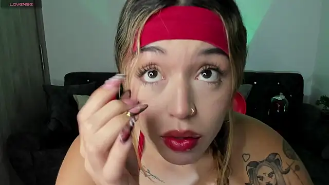 Snapshot of zoee_jackson chatting on November 29, 2025, 12:55 am zoee jackson online show from November 29, 2025, 12:55 am