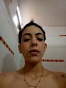 LilitRobins online show from June 6, 2026, 9:31 pm