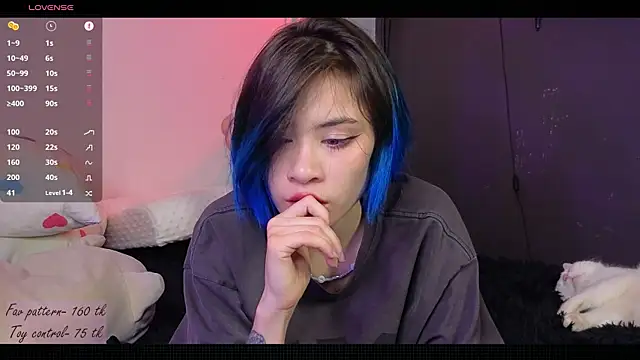 Snapshot of alicekiit chatting on December 8, 2024, 8:58 pm alicekiit online show from December 8, 2024, 8:58 pm