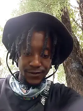 Snapshot of Hentaii001 chatting on December 15, 2024, 11:34 am Hentaii001 online show from December 15, 2024, 11:34 am