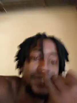 Snapshot of Hentaii001 chatting on December 10, 2024, 11:43 am Hentaii001 online show from December 10, 2024, 11:43 am