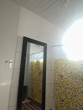 palomamoraid online show from March 11, 2025, 7:14 pm