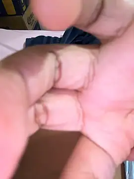 palomamoraid online show from January 3, 2025, 11:55 pm