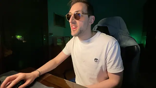 Snapshot of Stefisexy91 chatting on February 20, 2026, 8:00 pm Stefisexy91 online show from February 20, 2026, 8:00 pm