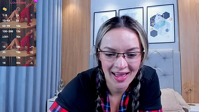 lennabell online show from February 2, 2026, 6:18 pm