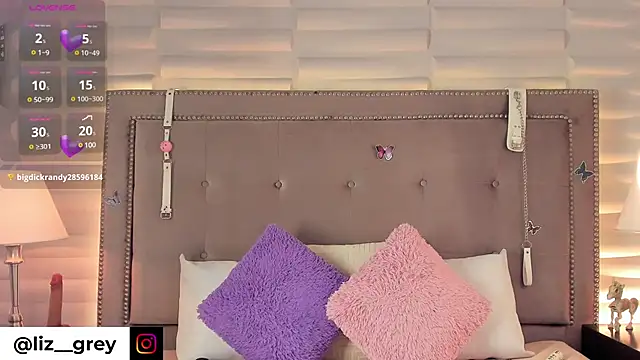 Liz grey  online show from February 27, 2025, 5:18 am
