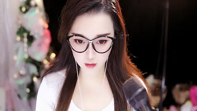 Yulia-1Z online show from December 15, 2024, 11:23 am