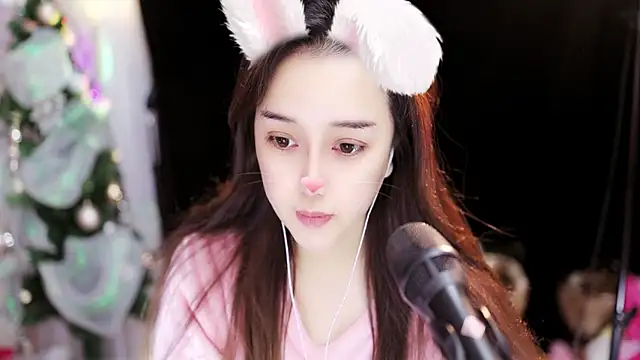 Yulia-1Z online show from December 12, 2024, 1:32 am