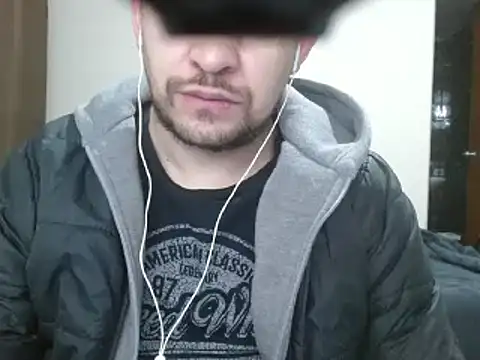 Snapshot of camiloking1720 chatting on February 28, 2025, 3:48 pm camiloking1720 online show from February 28, 2025, 3:48 pm