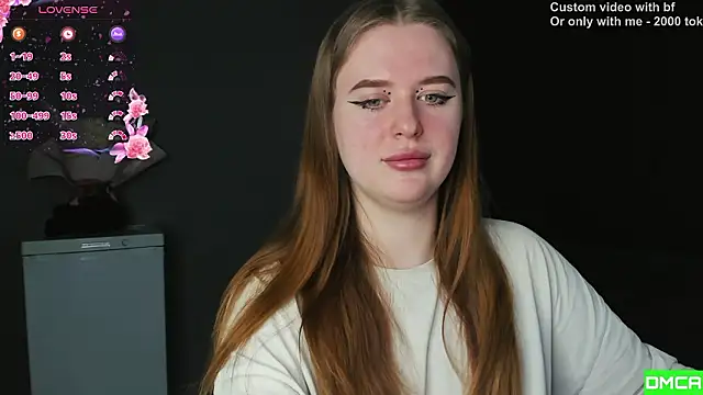 Pinku kitsune online show from February 19, 2026, 12:07 am