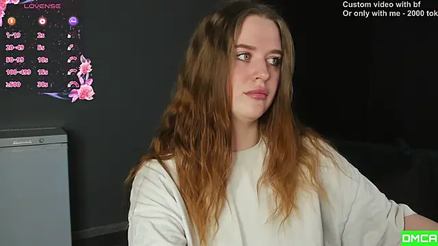 Pinku kitsune online show from March 3, 2026, 5:36 am