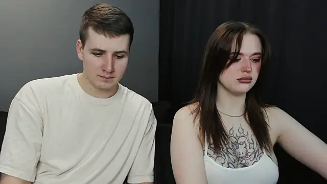 Pinku kitsune online show from February 17, 2025, 10:49 pm