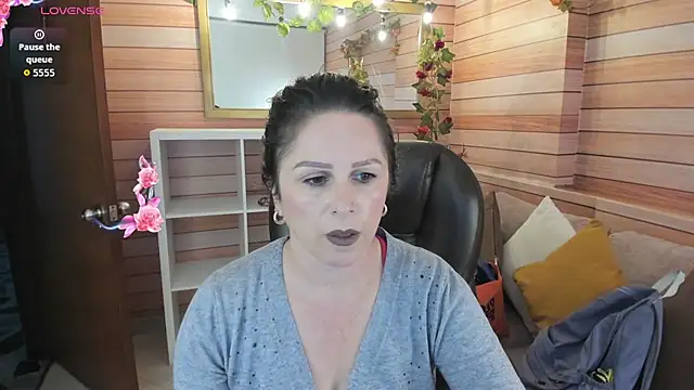 Victoria collins 1 online show from April 17, 2026, 10:51 am