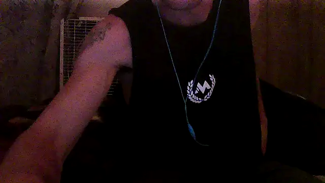 Snapshot of luke_thighwalker2469 chatting on April 25, 2026, 10:29 am luke thighwalker2469 online show from April 25, 2026, 10:29 am