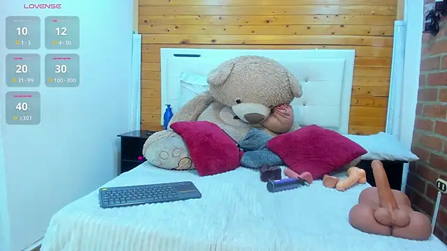 Dulcex69 online show from February 24, 2026, 10:27 am