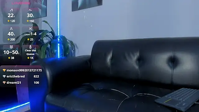 Snapshot of Cristopher_strong chatting on February 20, 2025, 4:03 pm Cristopher strong online show from February 20, 2025, 4:03 pm