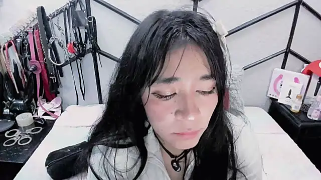 AlanaLuck online show from March 21, 2026, 6:56 pm