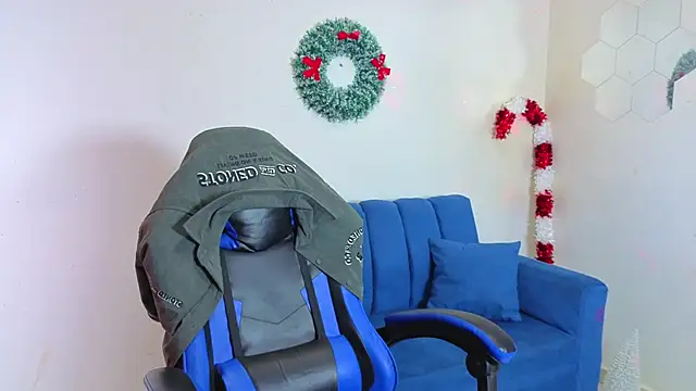 Demitryo online show from November 30, 2025, 2:45 am