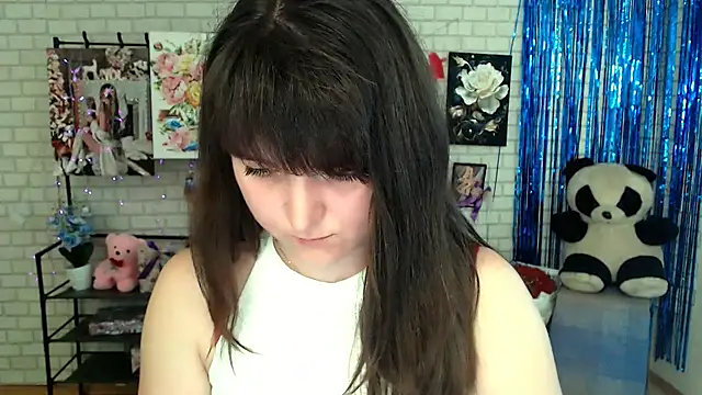 Snapshot of Darina_M_ chatting on March 7, 2025, 9:07 am Darina M online show from March 7, 2025, 9:07 am