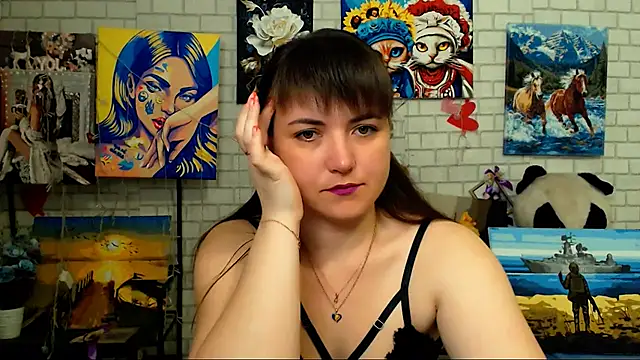 Darina M  online show from April 18, 2026, 4:26 am