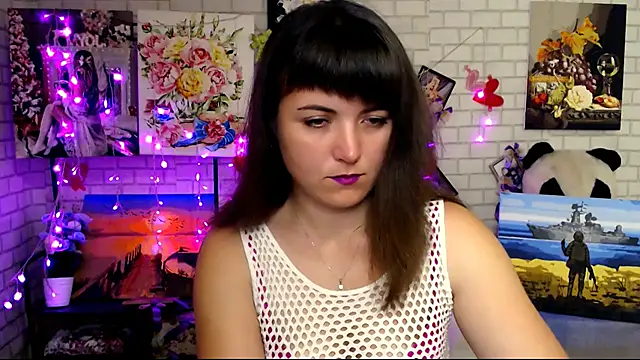 Snapshot of Darina_M_ chatting on October 4, 2025, 4:36 am Darina M online show from October 4, 2025, 4:36 am