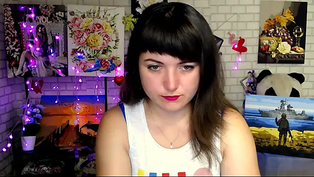 Darina M  online show from October 9, 2025, 4:35 am