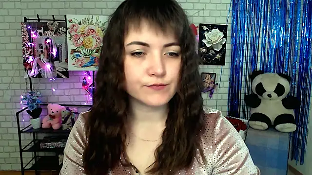 Snapshot of Darina_M_ chatting on March 8, 2025, 5:49 am Darina M online show from March 8, 2025, 5:49 am