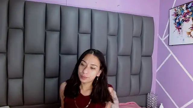 angelina ny online show from September 12, 2025, 2:39 pm