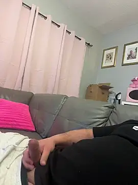 Lucrecio19 online show from January 10, 2026, 7:36 am