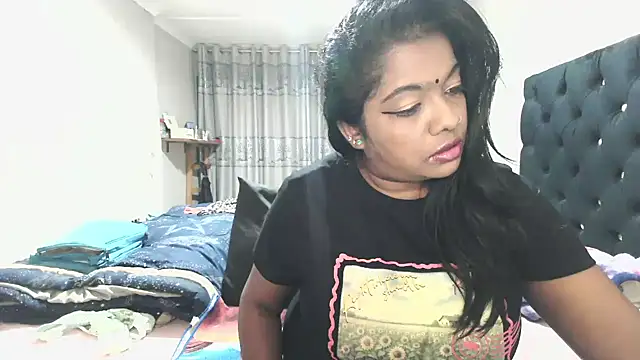Indianmayaxoxo online show from July 2, 2026, 1:17 pm