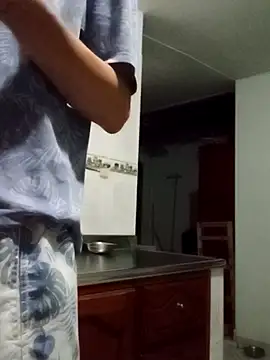 Snapshot of cazaperdidas chatting on October 7, 2025, 11:17 pm cazaperdidas online show from October 7, 2025, 11:17 pm