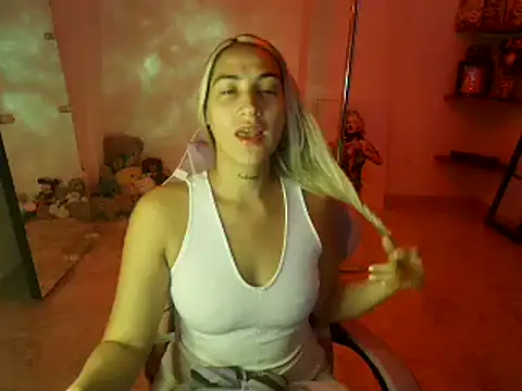 mandy berrys online show from April 6, 2026, 2:40 am