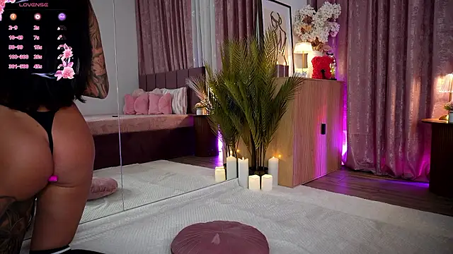 EmilyHudsson 1 online show from February 9, 2026, 6:17 pm