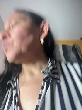 Freya Artemisa online show from April 2, 2026, 9:54 pm