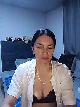 Snapshot of renata_hot1 chatting on May 16, 2026, 1:15 am renata hot1 online show from May 16, 2026, 1:15 am