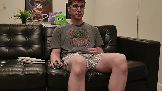 BlueEyedTallGuy94 online show from October 9, 2025, 12:55 am