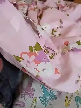 Grig1982 online show from September 22, 2025, 5:13 am