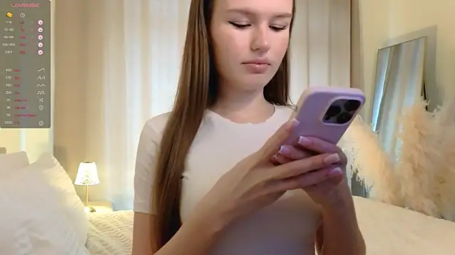 illumiangel online show from May 15, 2026, 1:53 pm